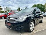 Opel Zafira B Family - Opel Zafira: Limousine