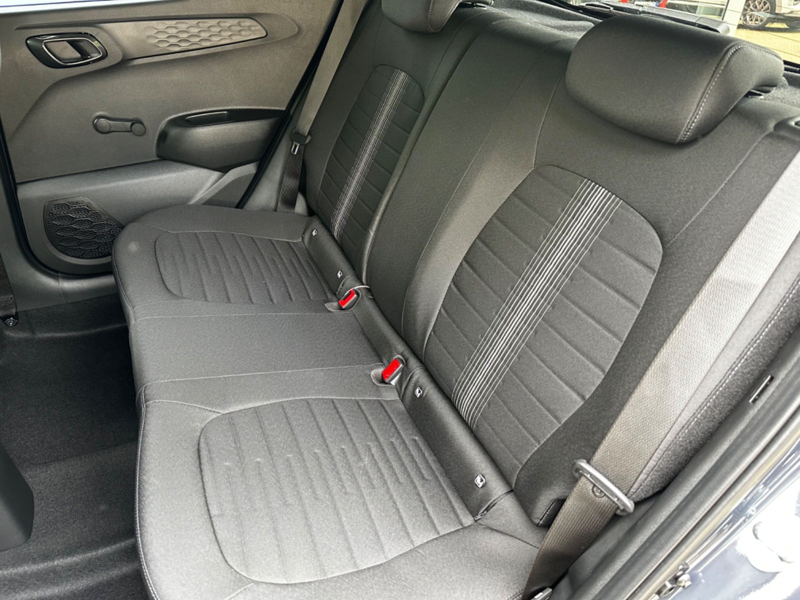 Fahrzeugabbildung Hyundai i10 1.0 Connect & Go NAVI KAMERA SHZ