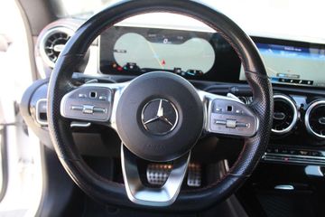 Mercedes CLA 200 Shooting Brake - 12