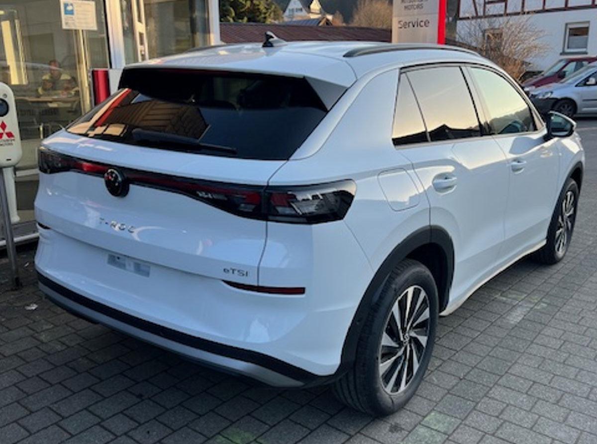 Volkswagen T-Roc Life neues Modell AHK schwenkbar, 5 J. Gar