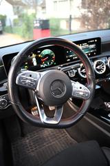 Mercedes-Benz CLA 200 Shooting Brake Checkheft MB100 Garantie  - Mercedes-Benz CLA 200 Shooting Brake von privat