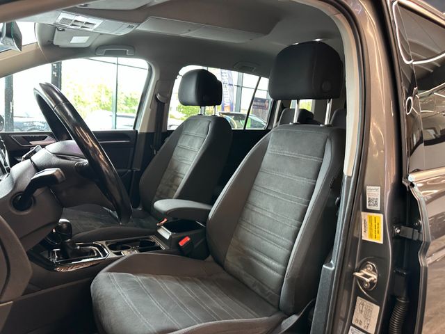 MYAUTOCENTER – Gebraucht- und Jahreswagen mit Werkstattservice in Pfaffenhofen Volkswagen Touran *AHK*ACC*PDC*3-Zonen*NAVI*1-HAND*