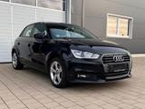 Audi A1 Sportback NAVI/BLUETOOTH/AHK - Audi A1: Schwarz