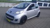 Peugeot 107 Petit Filou/ TÜV und INSP NEU - Peugeot 107 aus 2010 mit Benzin-Antrieb: Limousine