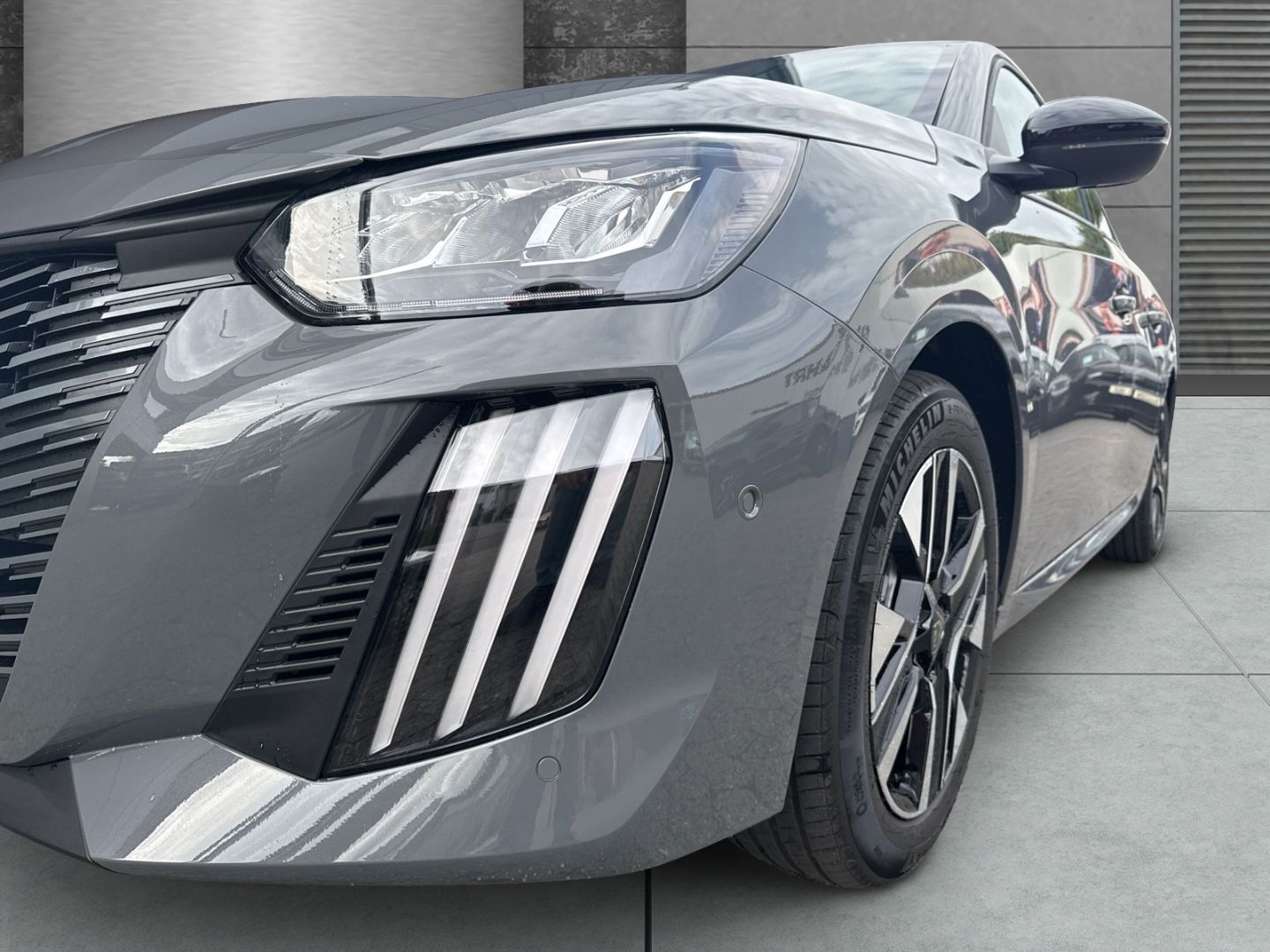 Peugeot 208 - Bild 4