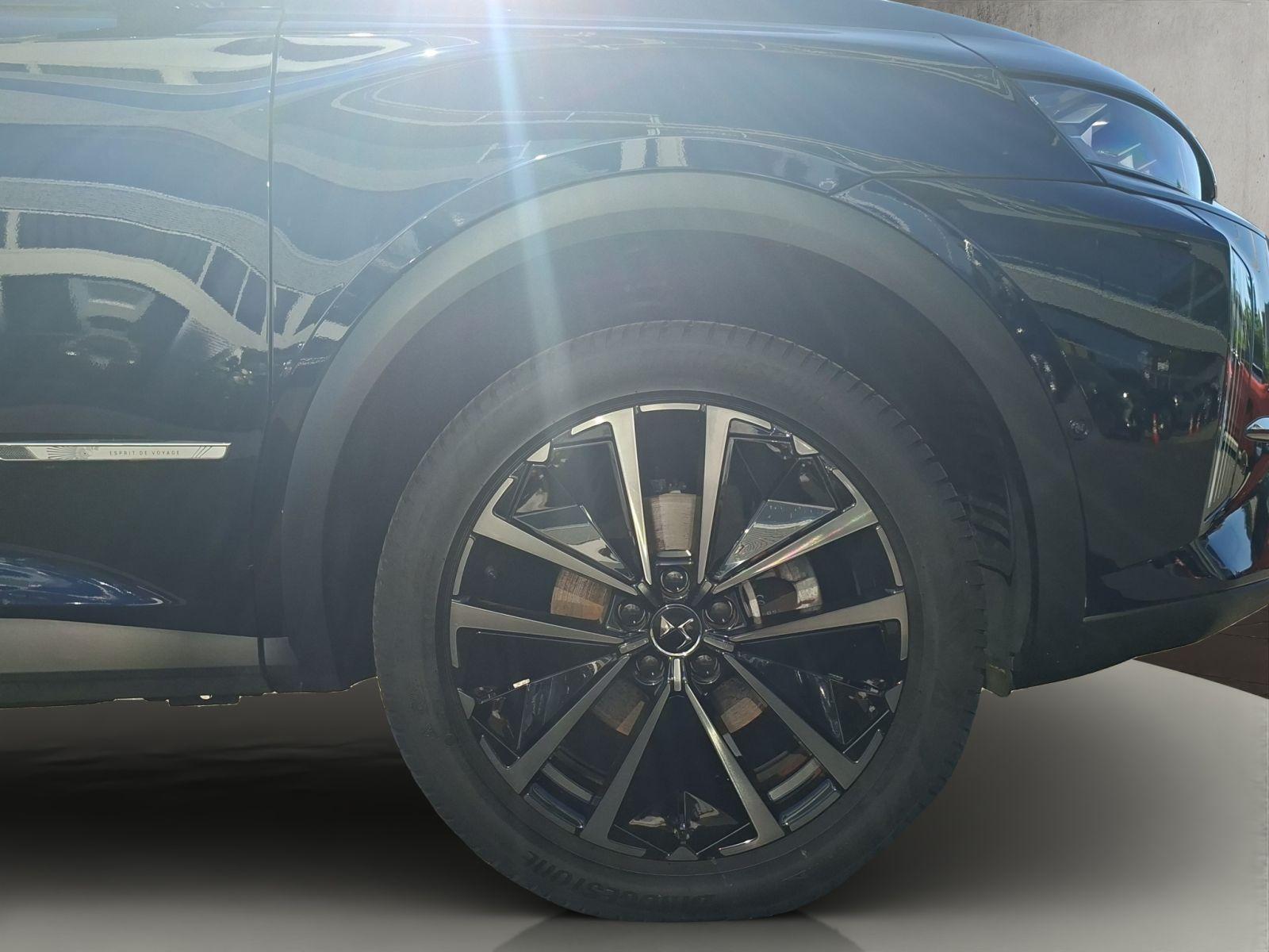 DS Automobiles DS7 Esprit de Voyage S&S BlueHDi 130 EAT8
