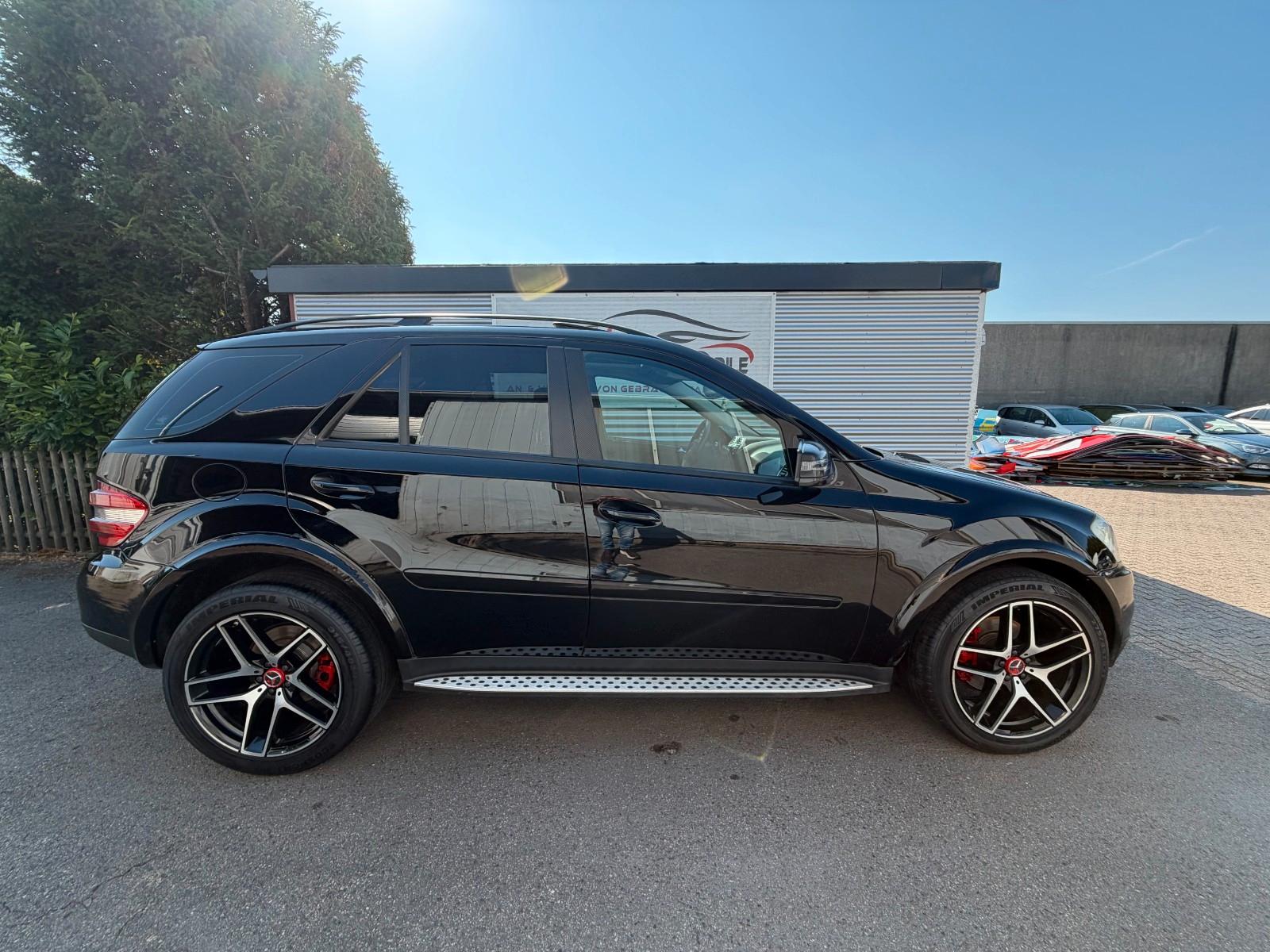 Mercedes-Benz ML 320 CDI XENON/NAVI/LEDER/SHZ/TEMP/KLIMA/AHK