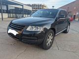 Volkswagen Touareg 5.0 V10 TDI + AHK + Standheizung - Volkswagen Touareg aus 2004: V10 TDI