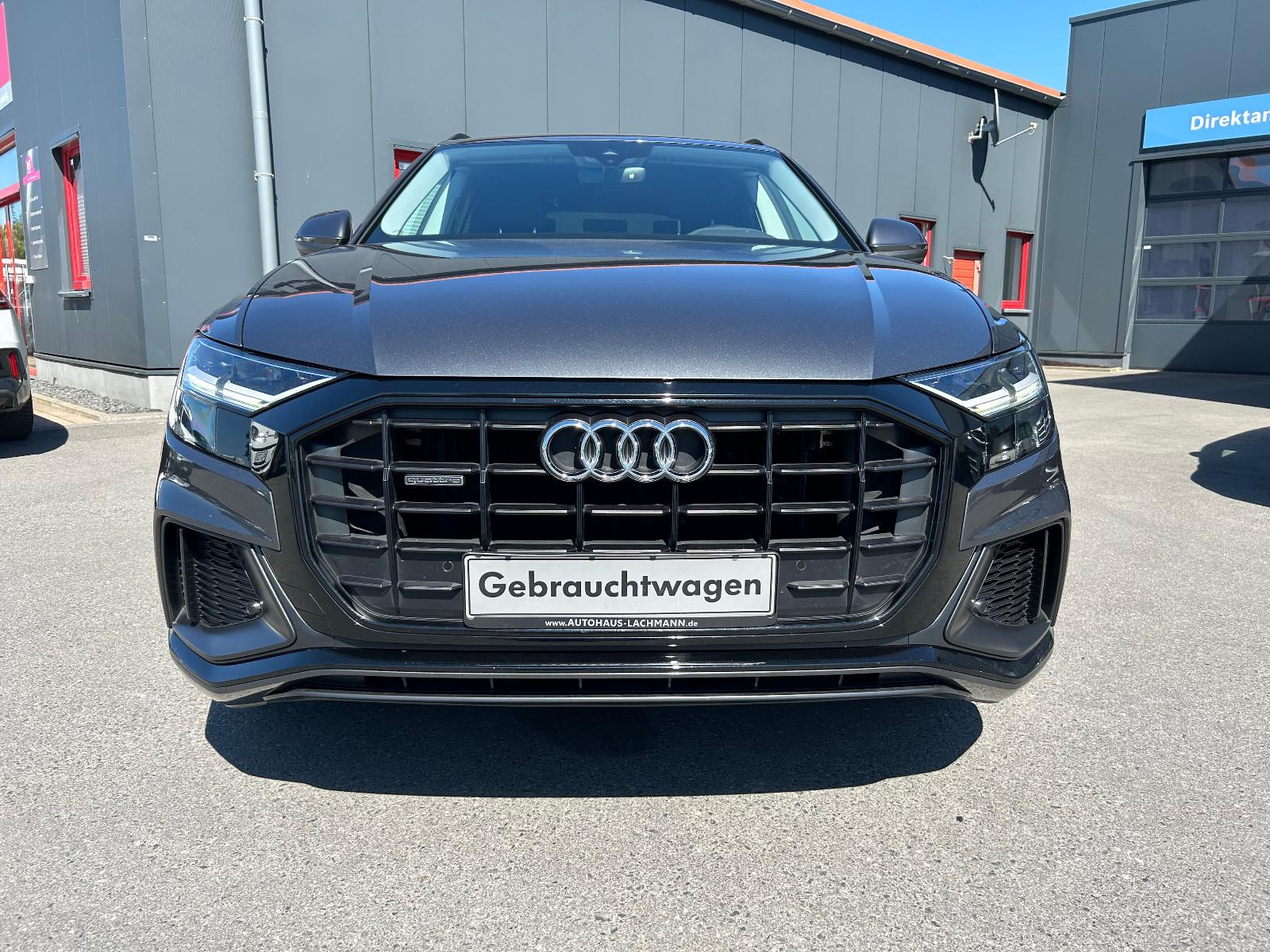 Audi Q8 50 TDI quattro "S-line"Optik-Paket schwarz 22