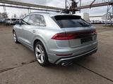 Audi SQ8 4.0 TFSI quattro competition plus B&O - silberne Audi SQ8