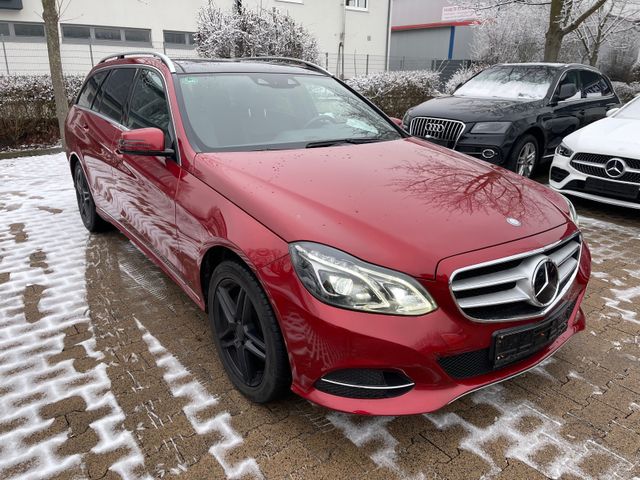 Mercedes-Benz E 220 T-Modell Distr. Pano. Aut. Avantgarde