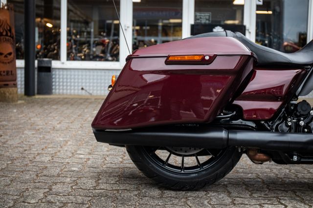 Fahrzeugabbildung Harley-Davidson STREET GLIDE SPECIAL FLHXS FUSED APE-LENKER