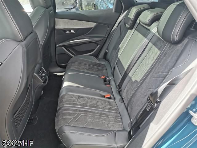 Fahrzeugabbildung Peugeot 3008 1.2 PureTech 130, GT