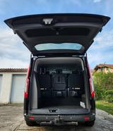 Ford Tourneo Custom 320  - Ford Tourneo mit Diesel-Antrieb: Automatik