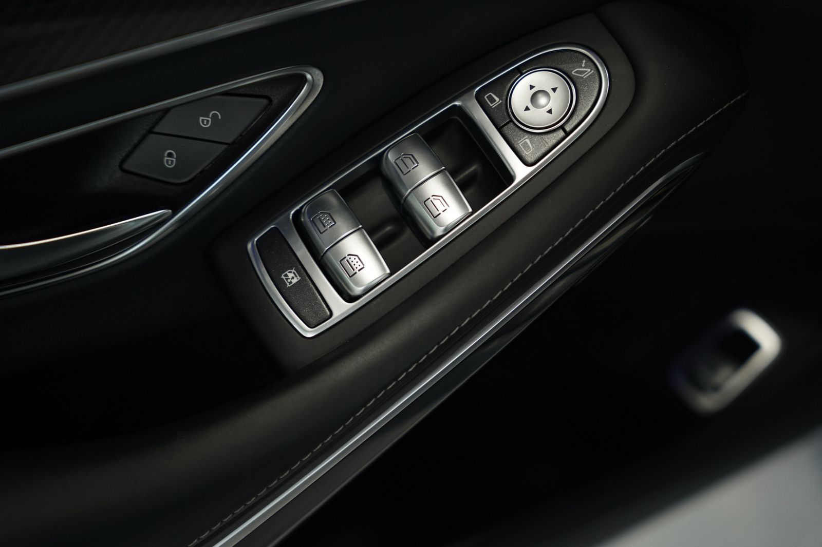 Mercedes Benz S 560