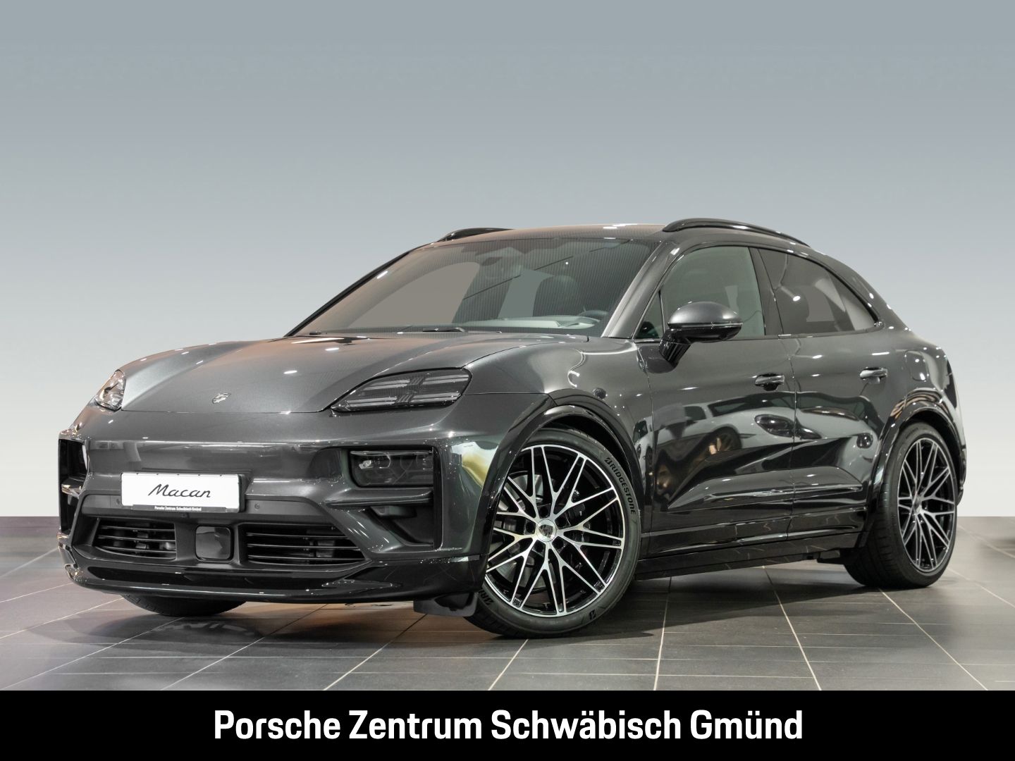 Porsche Macan Turbo BOSE Luftfederung Panoramadach LED