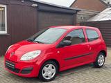 Renault Twingo Authentique KLIMAANLAGE EFH TÜV 04/2026 - Renault Twingo Authentique mit Benzin-Antrieb