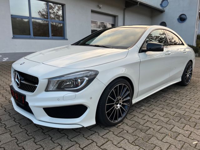 Mercedes-Benz CLA 250 AMG Line, Harman Kardon, Panoramadach