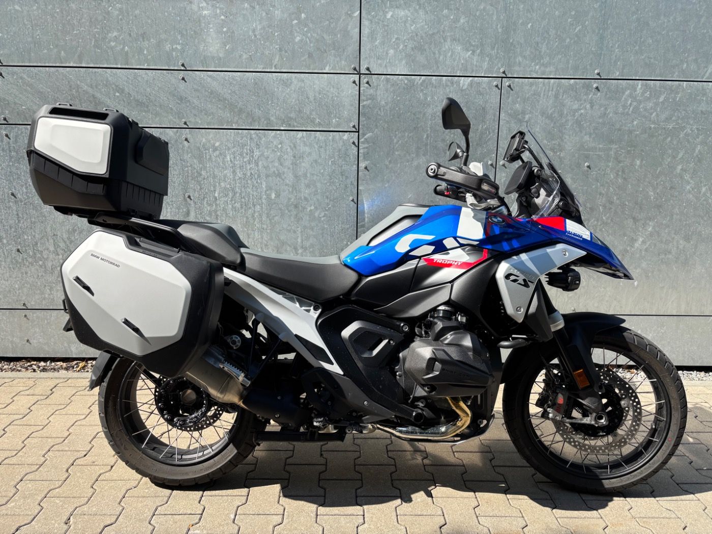 Fahrzeugabbildung BMW R 1300 GS Trophy ASA Adaptive Fahrzeughöhenregel