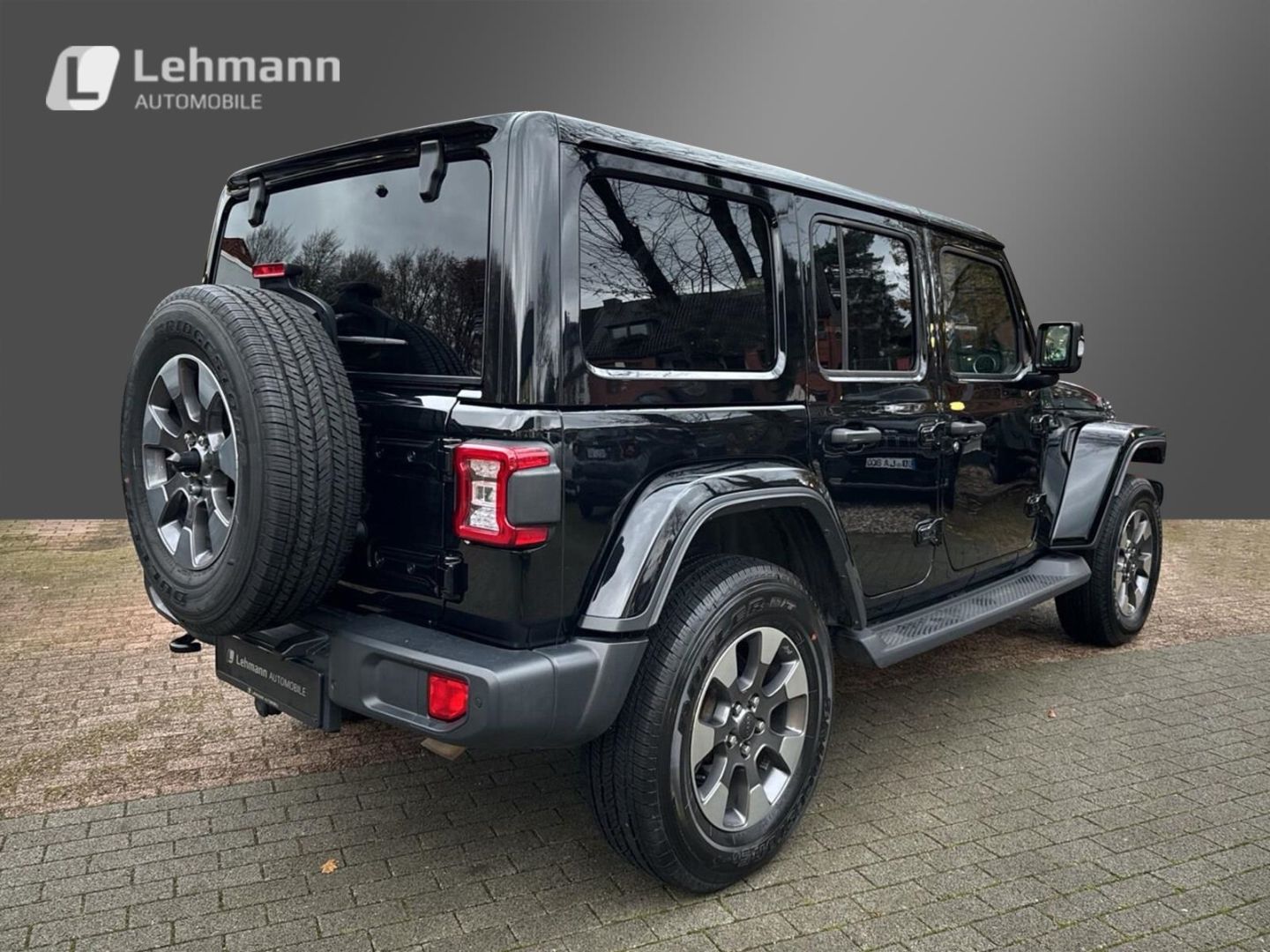 Fahrzeugabbildung Jeep Wrangler Unlimited Sahara 2.0 T-GDI 4x4 - Leder