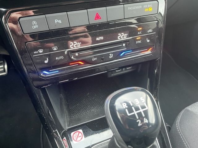 T-Cross Move 1.0 TSI Navi  Apple CarPlay Android