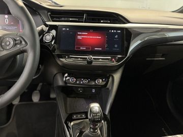 Fotografie 17 des Opel Corsa 1.2 Direct Injection Turbo GS