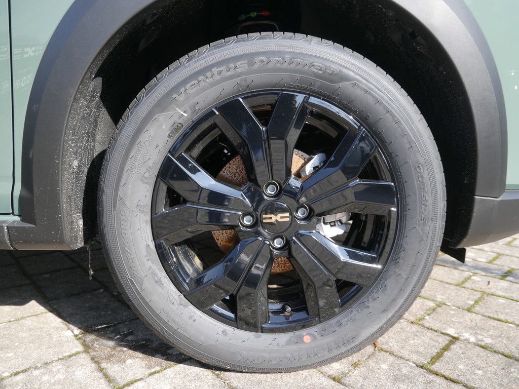 Fahrzeugabbildung Dacia Sandero Stepway Extreme+ TCe 110