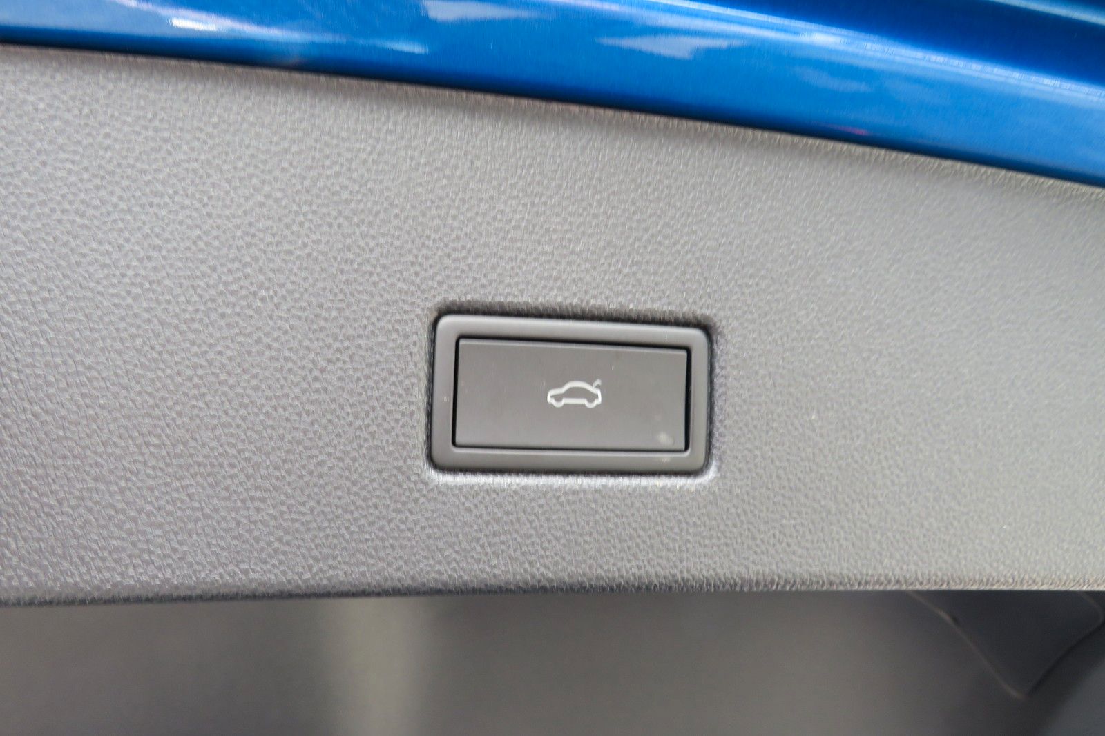 Fahrzeugabbildung Volkswagen T-Roc Style KAMERA ACC NAVI APP SITZH DIGI-COPI