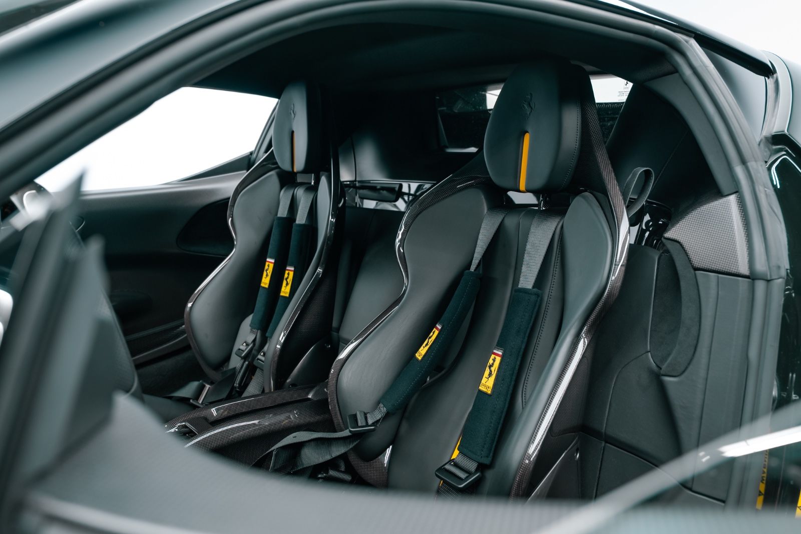 Fahrzeugabbildung Ferrari SF90 FIORANO/STOCK/CARBON/KAMERA