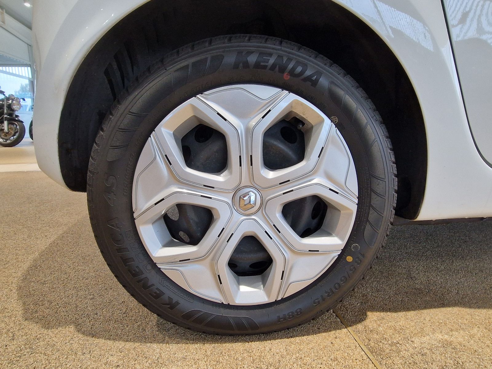 Fahrzeugabbildung Renault Twingo SCe 65 Equilibre