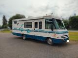 Winnebago BRAVE WCF 28 RC US GMC TRUCK / COACH (USA)  - Wohnmobil oder -wagen Us