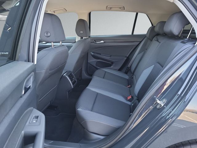 Golf VIII 2.0 TDI DSG ACTIVE LED+ACC+NAVI.+SIHZ+