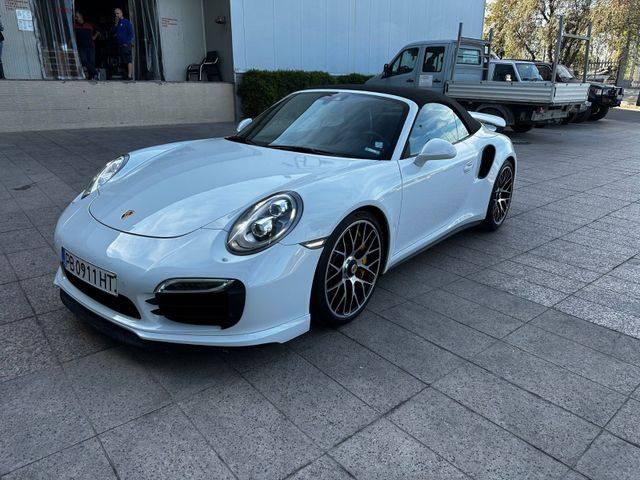 Porsche 911 Turbo S Cabriolet FULL