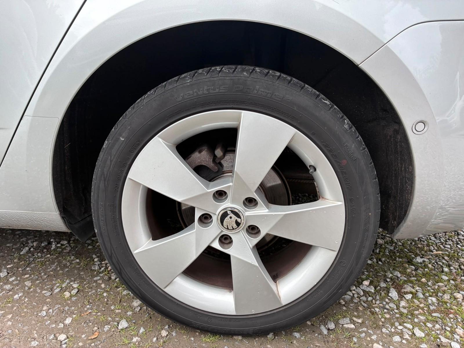 Skoda Octavia 2013 — photo 29