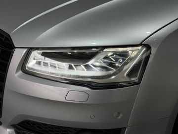 Audi A8 - 10