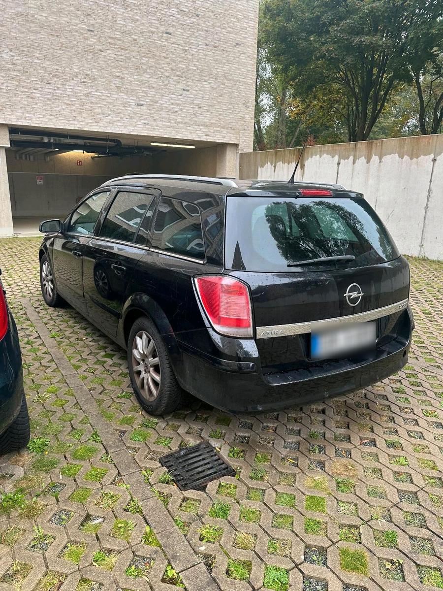 Opel Astra 2006 — photo 10