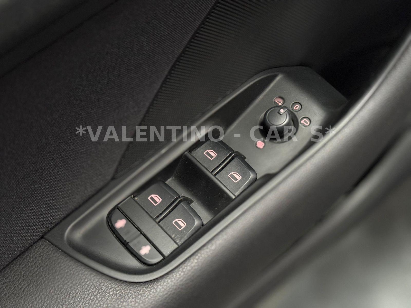 Audi A3 2.0 TDI Sportback/Navi/Shz/Temp/Pdc/BiXen/Ahk