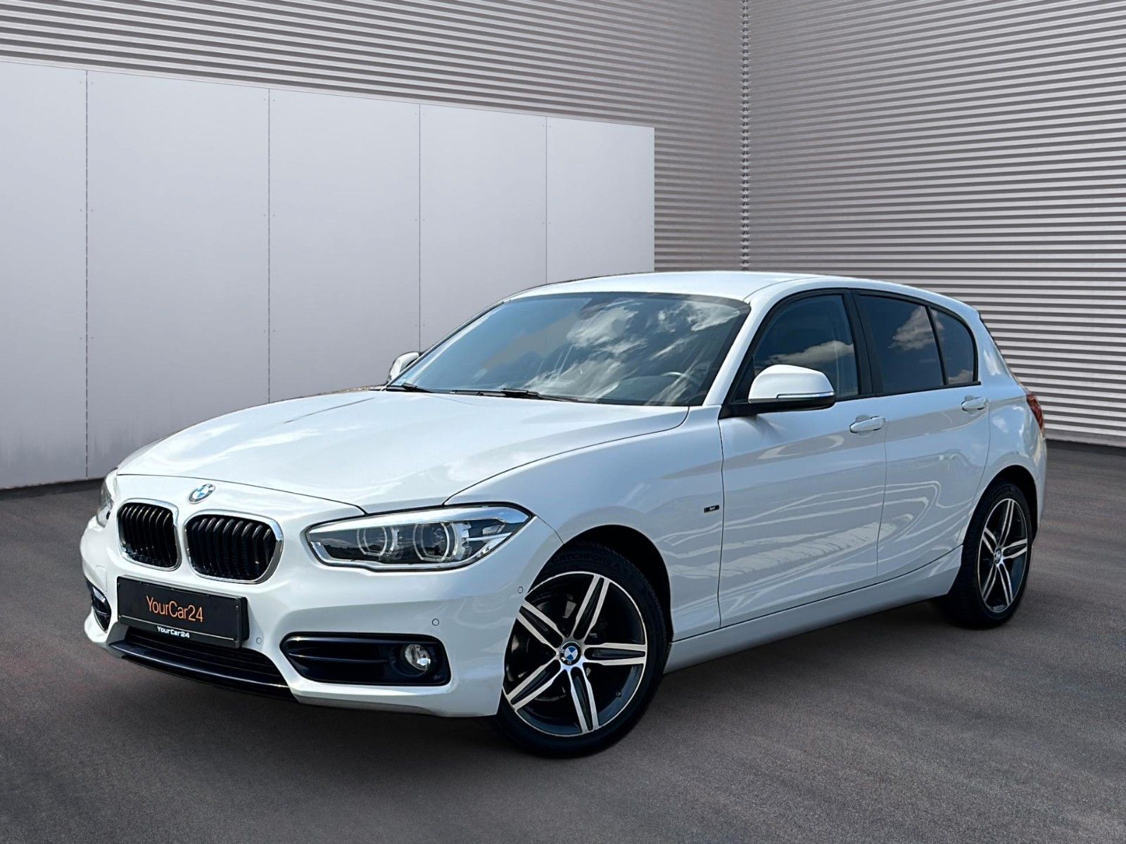 BMW 118