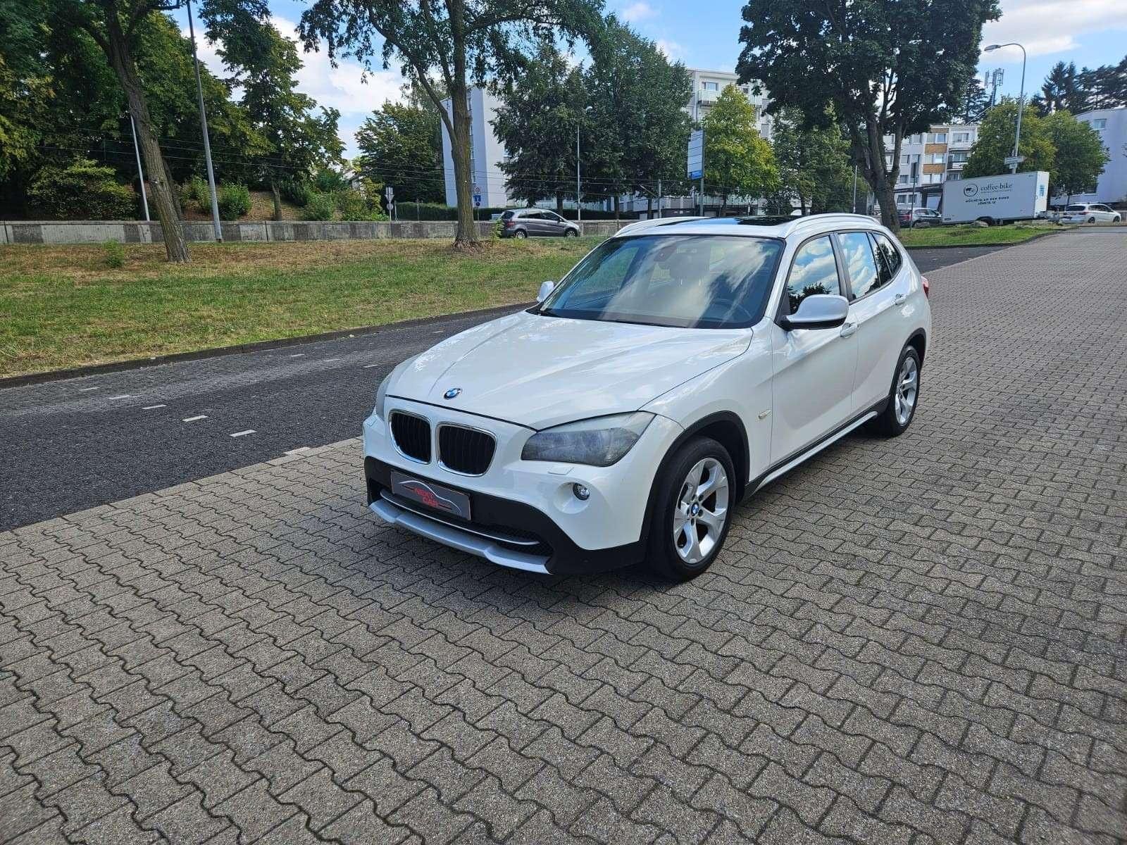 BMW BMW X1 xDrive 18 d*Panoramadach*Navi*Xenon*PDC*Sit