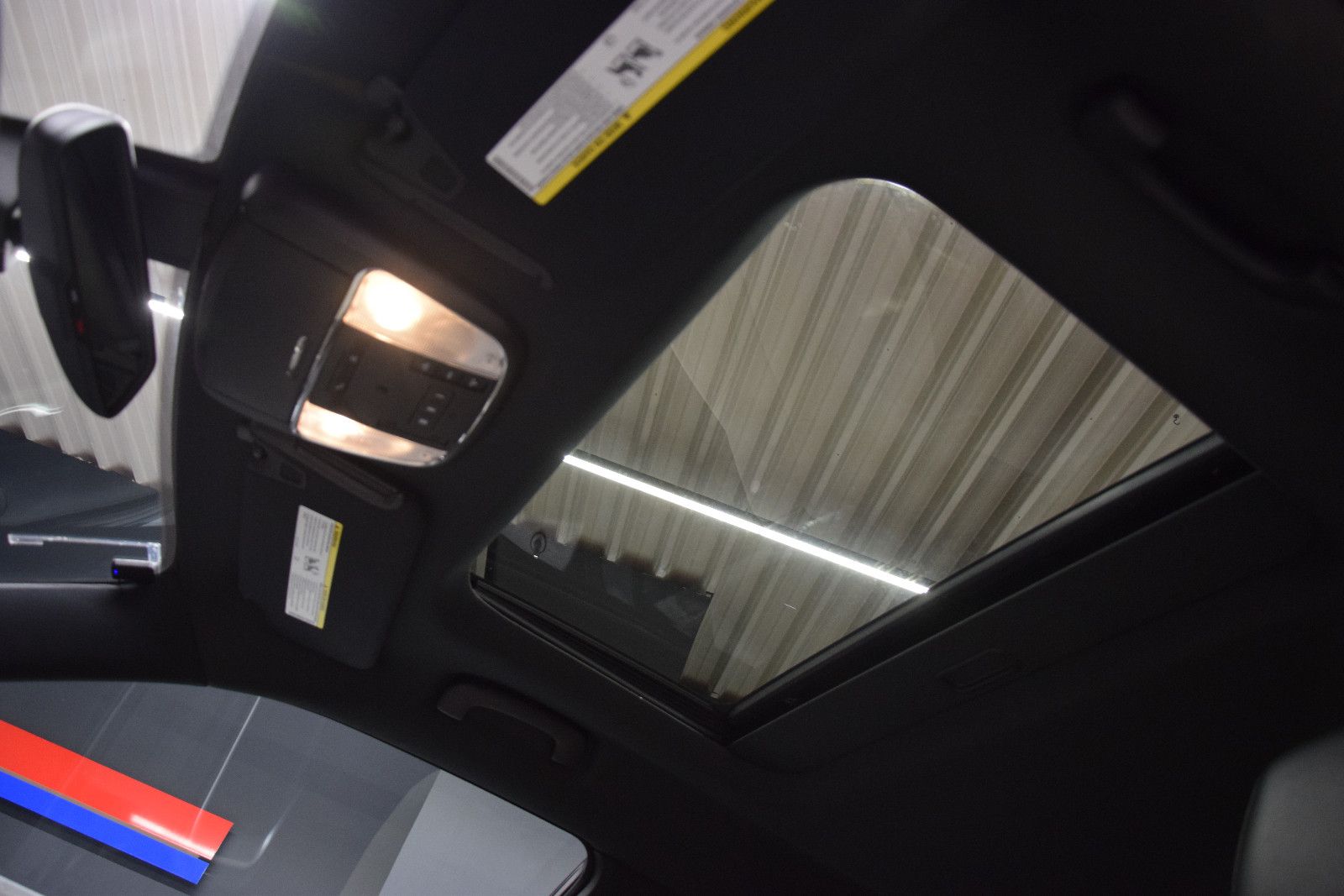 Fahrzeugabbildung Dodge Charger Schiebedach Sitzl Bi-Colo Alpine LED NAV