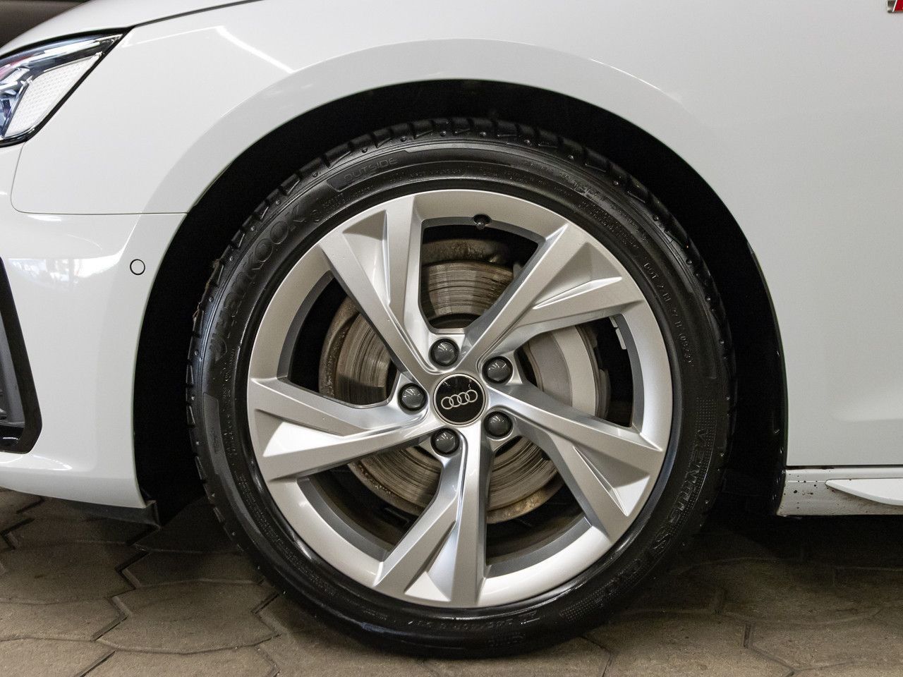Audi A4 Avant 40 TFSI quattro S line Matrix B&O 360° foto 10