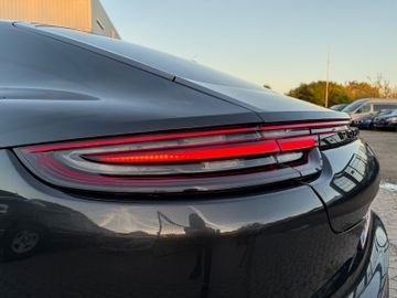 Porsche Panamera - 8