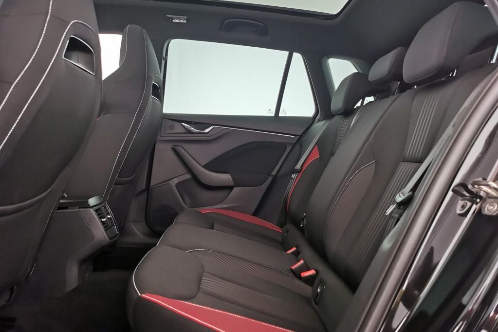Skoda Kamiq Monte Carlo 1.5TSI Pano*Tempo*PDC*SH*Klima