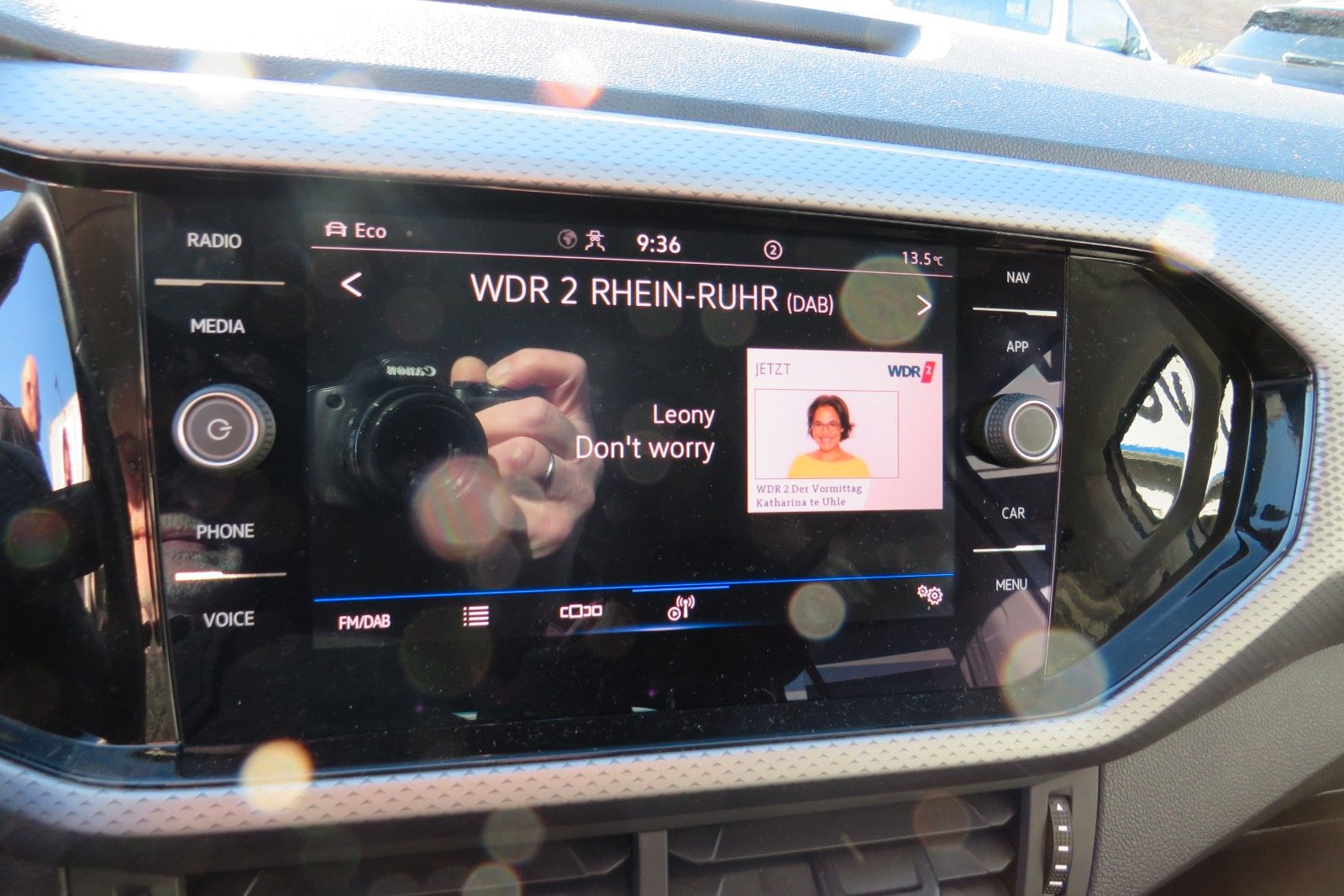 Fahrzeugabbildung Volkswagen T-Cross Active ACC NAVI APP GJ SITZH. PDC 1HD