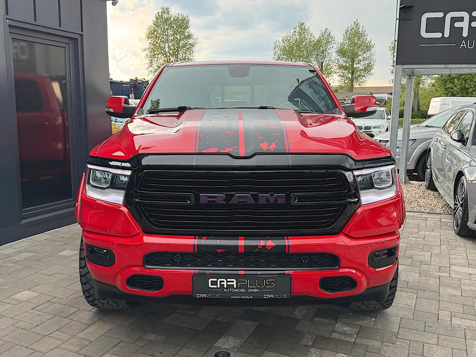 Fahrzeugabbildung Dodge RAM 5.7 V8 HEMI Red Devil NightEdition 4x4 eTorq