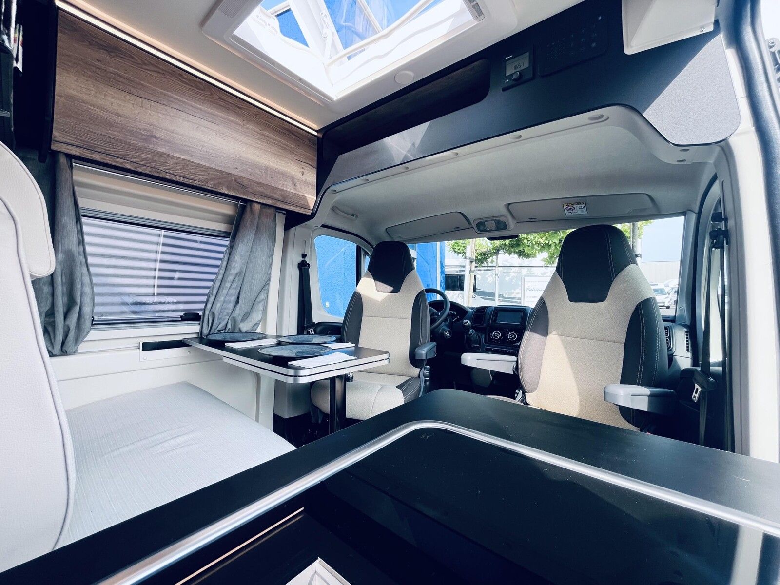 Fahrzeugabbildung XGO X-VAN 4 AUTOMATIK