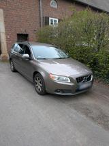 Volvo V70 2,5FT - gebrauchte Volvo V70 aus dem Jahr 2010