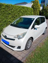 Toyota Verso-S 1,33-l-Dual-VVT Life Life - Toyota Verso-S von privat