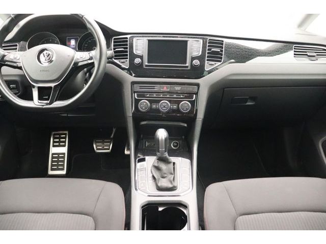 Fahrzeugabbildung Volkswagen Golf Sportsvan VII 1.4 Sound BMT Start-Stopp