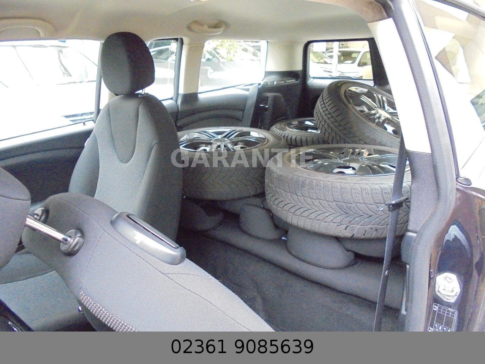 Fahrzeugabbildung MINI ONE Clubman 1.6 Klimaaut./Sitzheizung/Parktronik